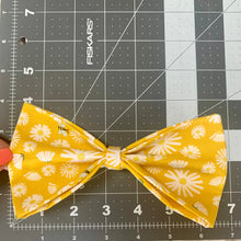 Load image into Gallery viewer, Yellow Daisy Bowtie